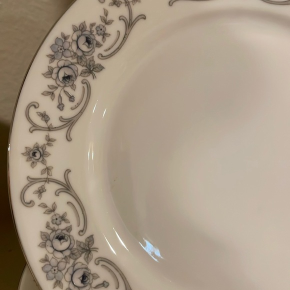 Vintage-Johann Haviland Bavaria Rhineland Plate Bundle 8-7.75"  Salad Plates. - Picture 3 of 12